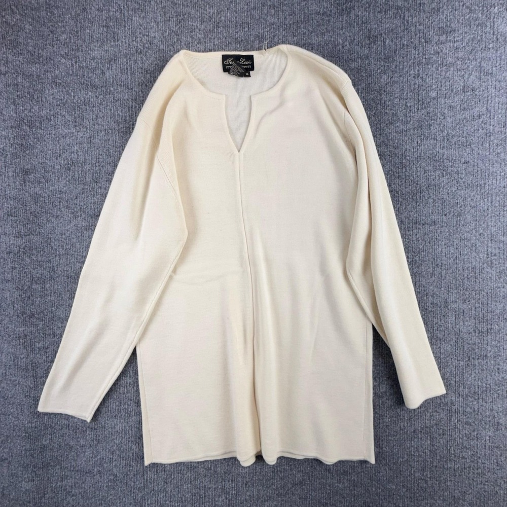 VTG Terry Lewis Sweater Womens Medium White V Neck Tunic Knit Pullover Hong Kong